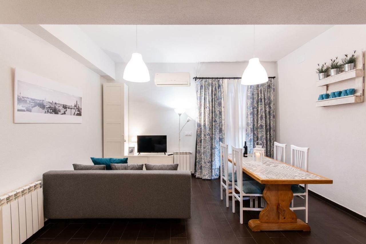 1 Habitacion Apartamento Temporada Lucero Madrid Buitenkant foto